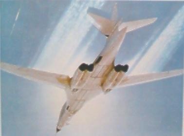 B-1B战略轰炸机腹部图