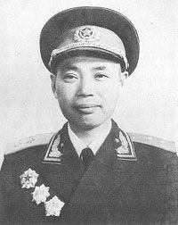 鲍先志