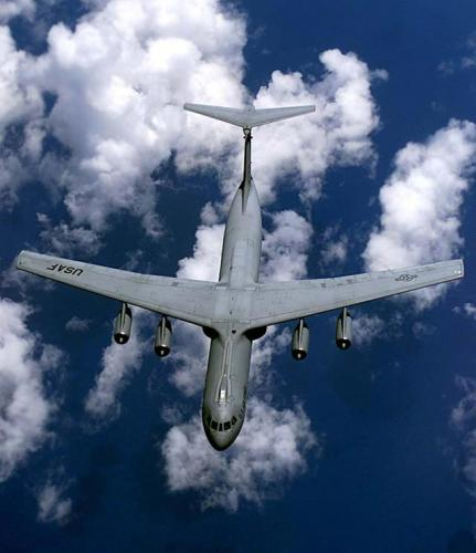 C-141“星”(Starlifter)重型战略运输机