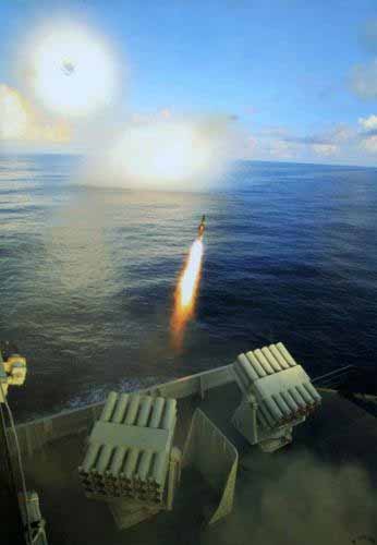 法媒:中国海军潜艇可阻止美国第七舰队进犯